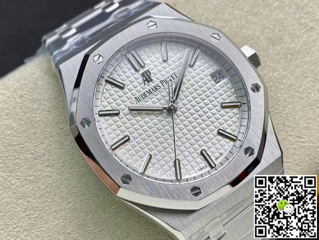 Audemars Piguet Royal Oak 15500ST.OO.1220ST.04 ZF Factory V2 White Dial