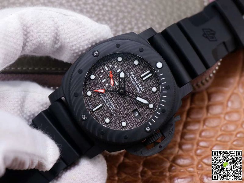 Panerai Submersible Luna Rossa PAM01039 VS Factory Black Carbon