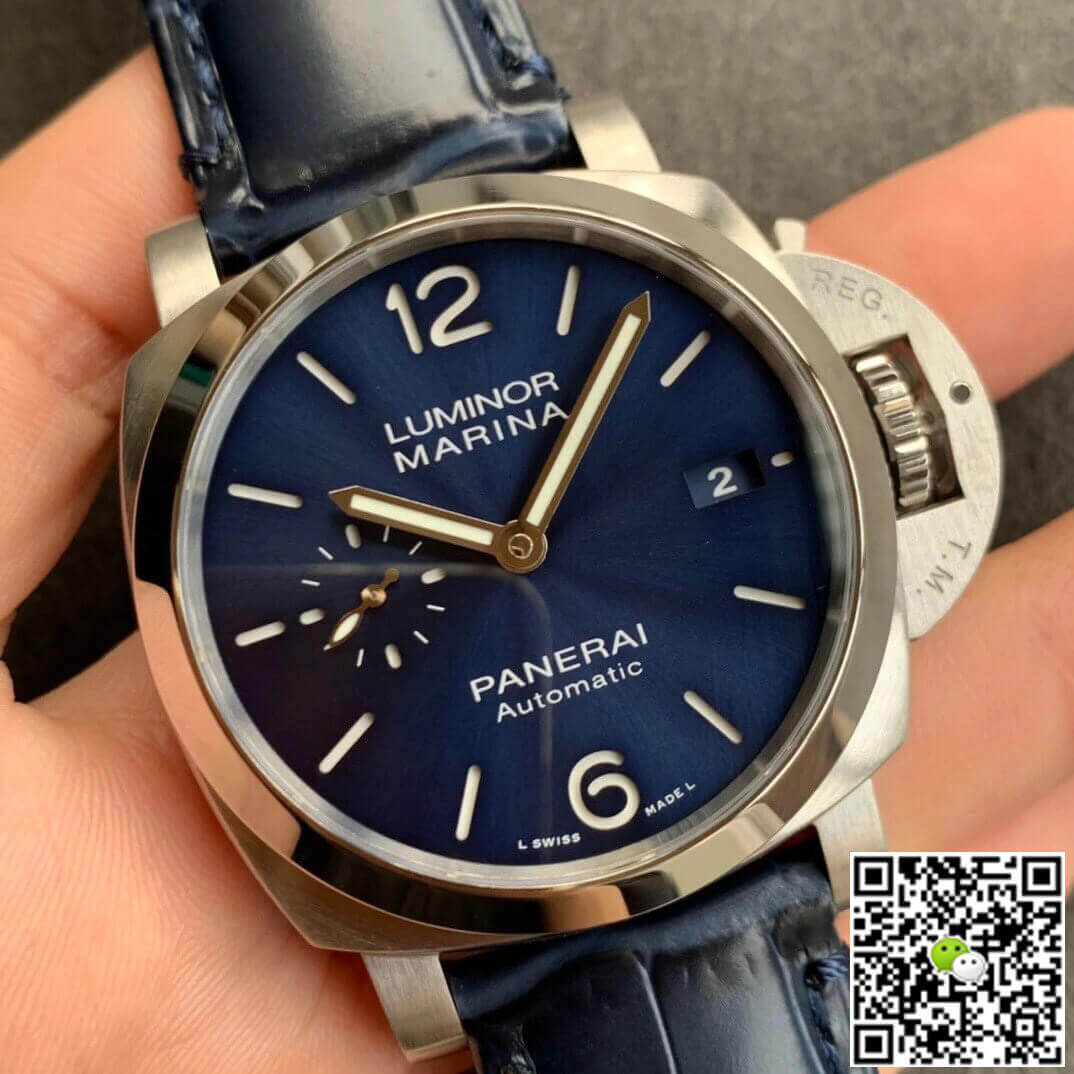 Panerai Luminor PAM01393 VS Factory Blue Dial