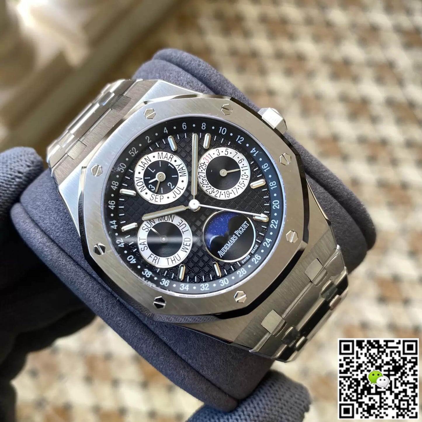 Audemars Piguet Royal Oak 26597PT.OO.1220PT.01 APS Factory Black Dial