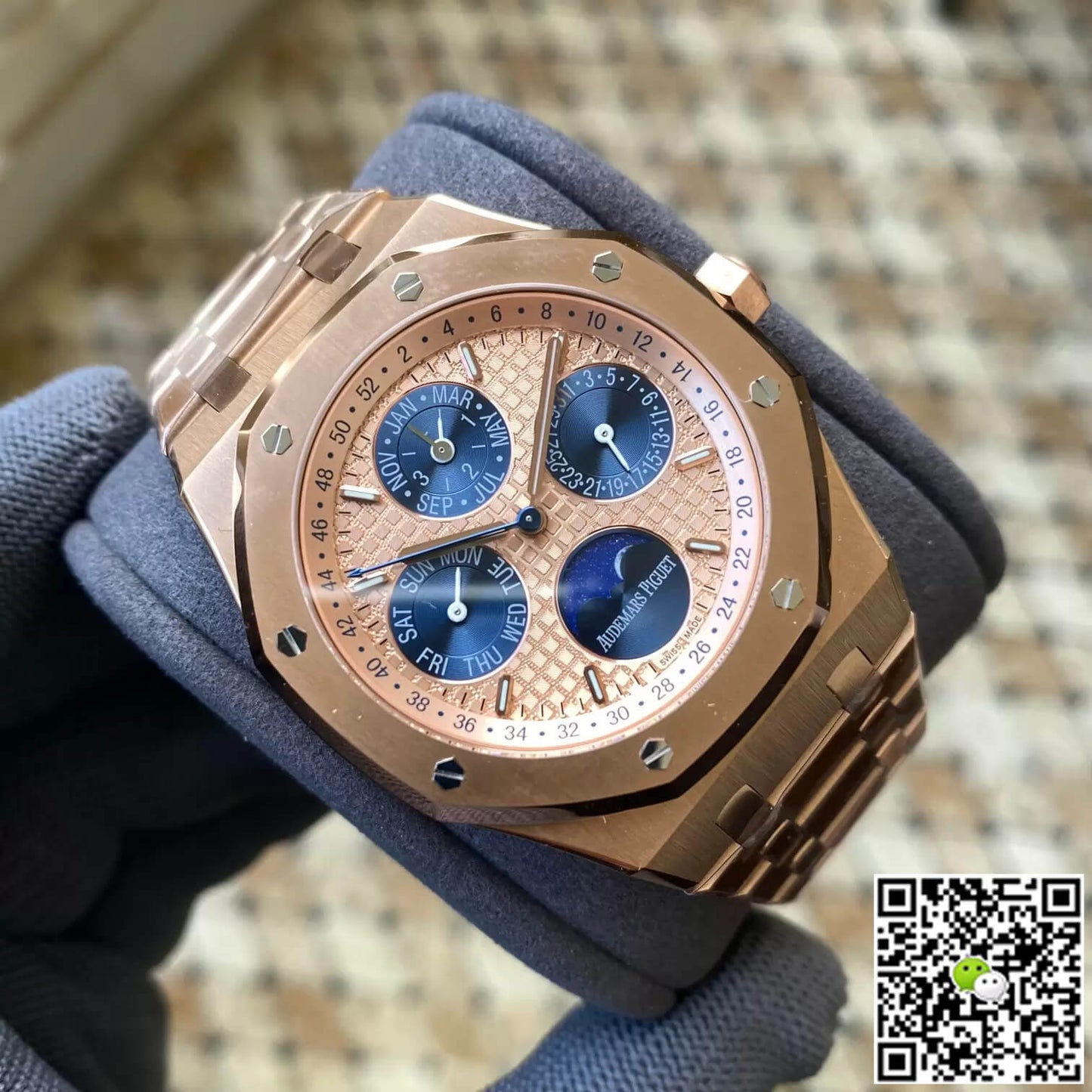 Audemars Piguet Royal Oak 26584OR.OO.1220OR.01 APS Factory Gold Dial
