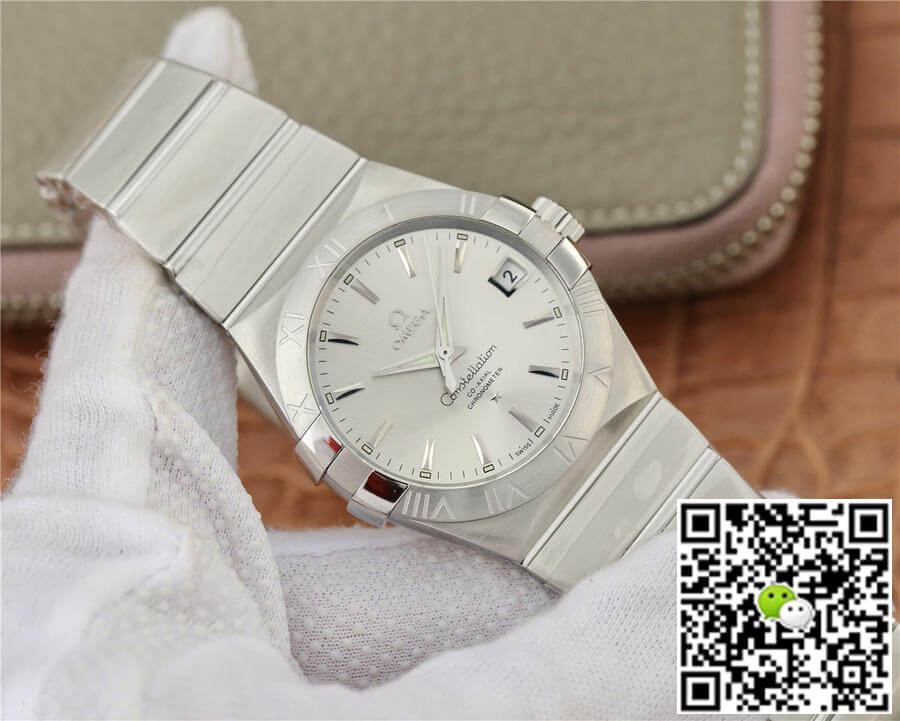 Omega Constellation 123.10.38.21.02.001 VS Factory Silvery White Dial