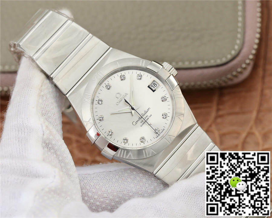 Omega Constellation 123.10.38.21.52.001 VS Factory Silver Dial