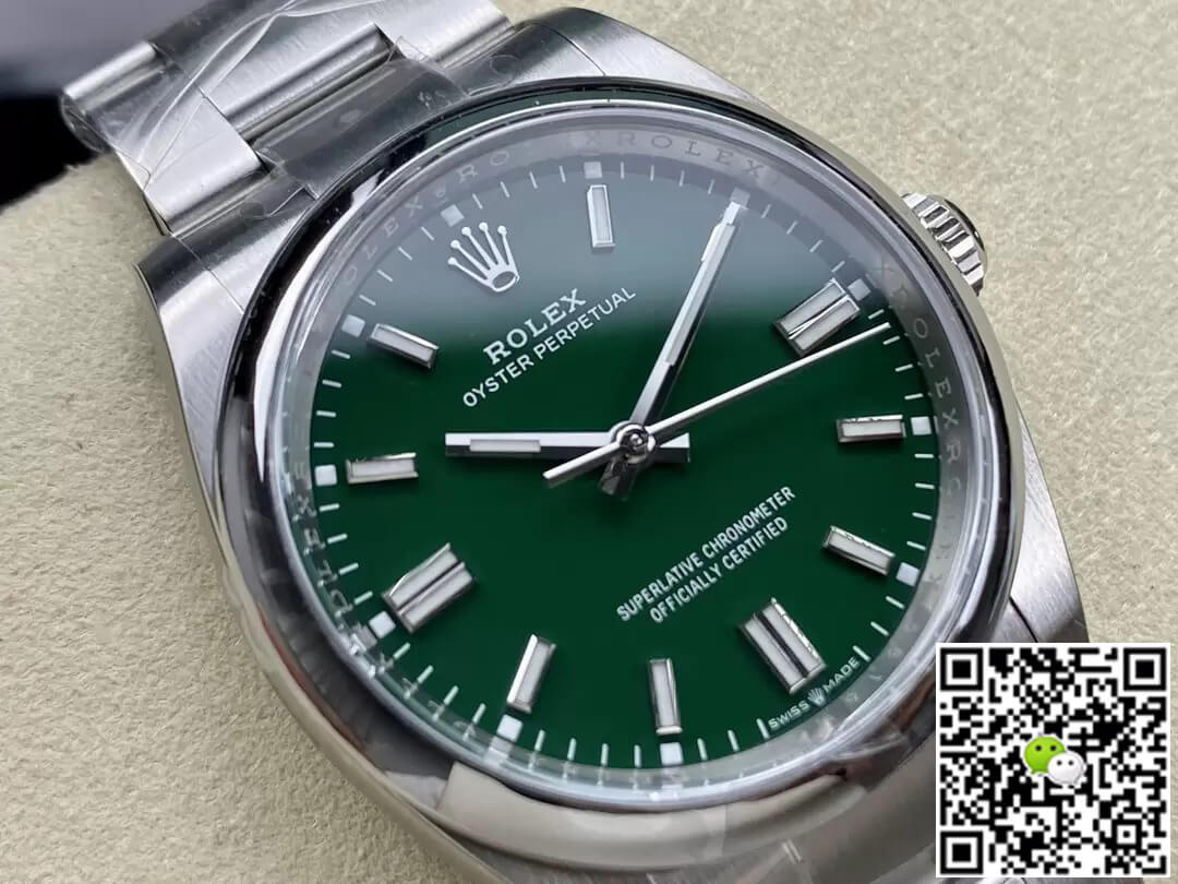 Rolex Oyster Perpetual M126000-0005 36MM Clean Factory Green Dial