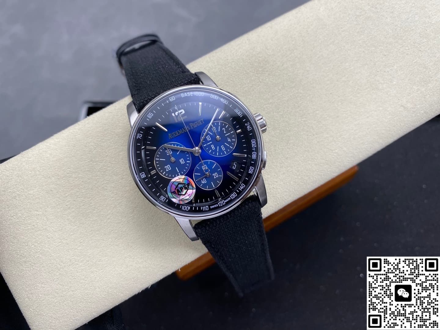 Audemars Piguet CODE 11.59 26393BC.OO.A002KB.01 APS Factory Date Display