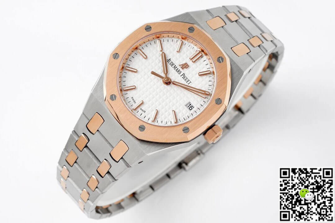 Audemars Piguet Royal Oak 77350SR.OO.1261SR.01 8F Factory Silver Dial