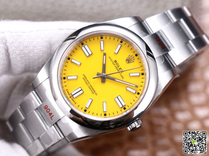 Rolex Oyster Perpetual M124300-0004 41MM EW Factory Yellow Dial