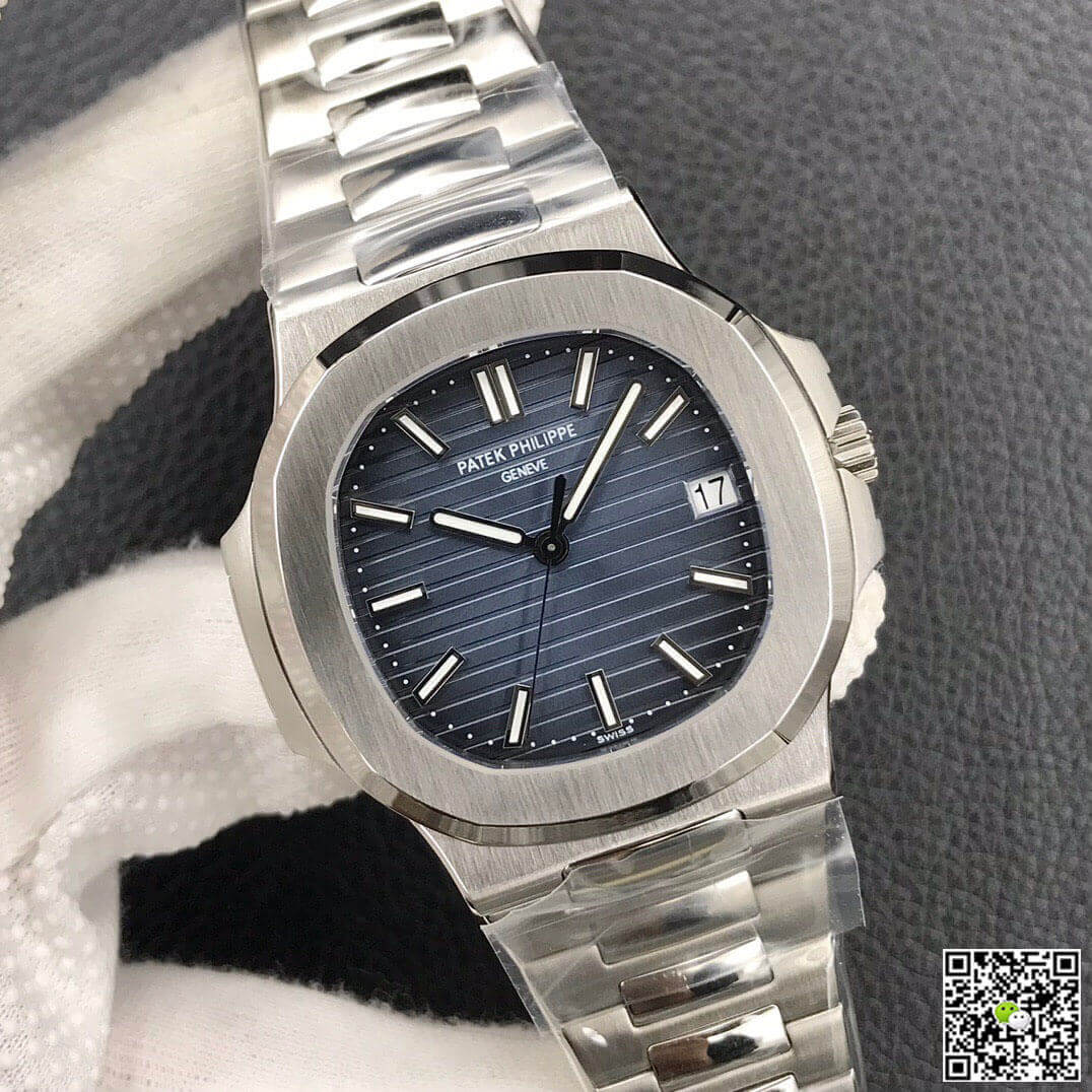 Patek Philippe Nautilus 5711/1A 010 3K Factory Blue Dial