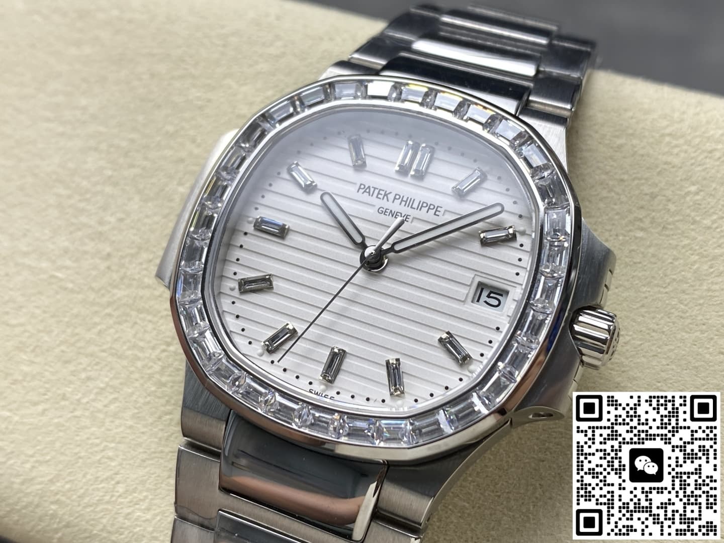 Patek Philippe Nautilus 5711 GR Factory Diamond Bezel