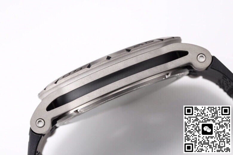 Roger Dubuis Excalibur RDDBEX0479 NEW Factory Tourbillon Titanium Bezel