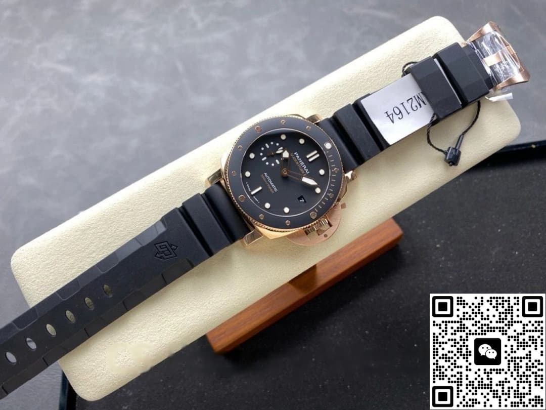 Panerai Submariner PAM02164 VS Factory Black Dial