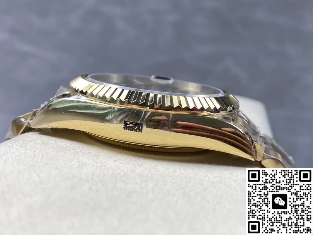 Rolex Sky-Dweller M336938-0008 NOOB Factory Month Display