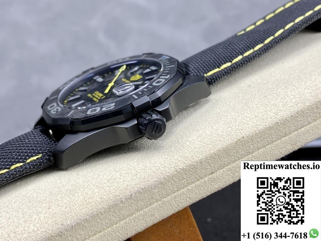 TAG Heuer Aquaracer WBD218B.FC6446 TAR Factory Titanium Case