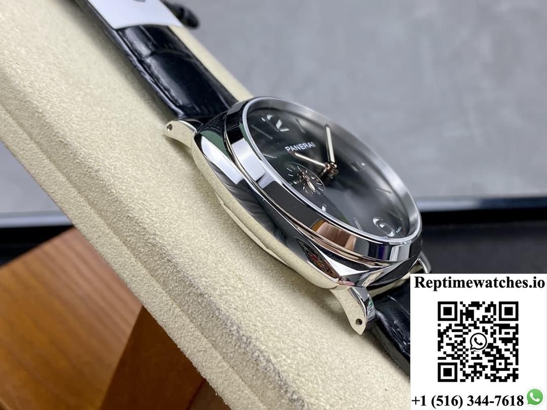 Panerai Luminor Due pam01250 VS factory date display