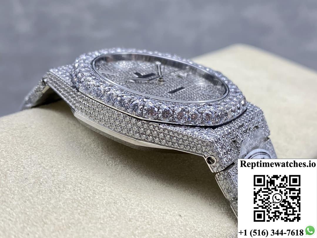 Audemars Piguet Royal Oak 15400ST.011 AMG Factory Diamond Bezel