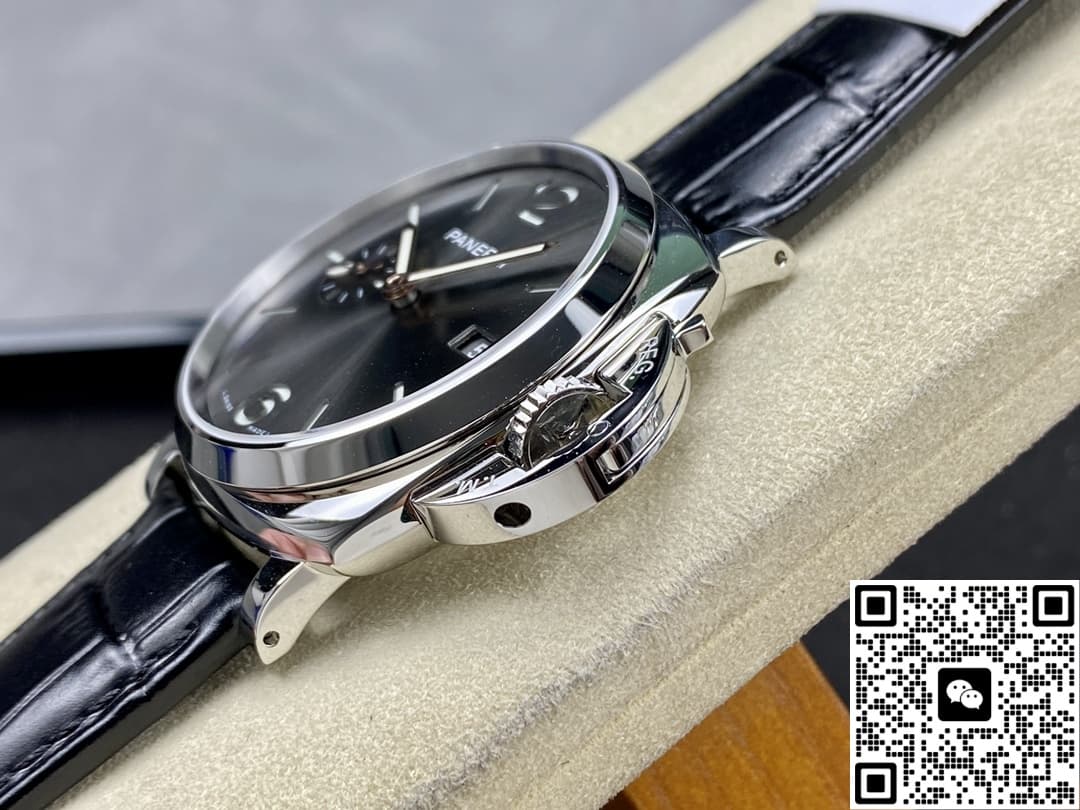 Panerai Luminor Due pam01250 VS factory date display