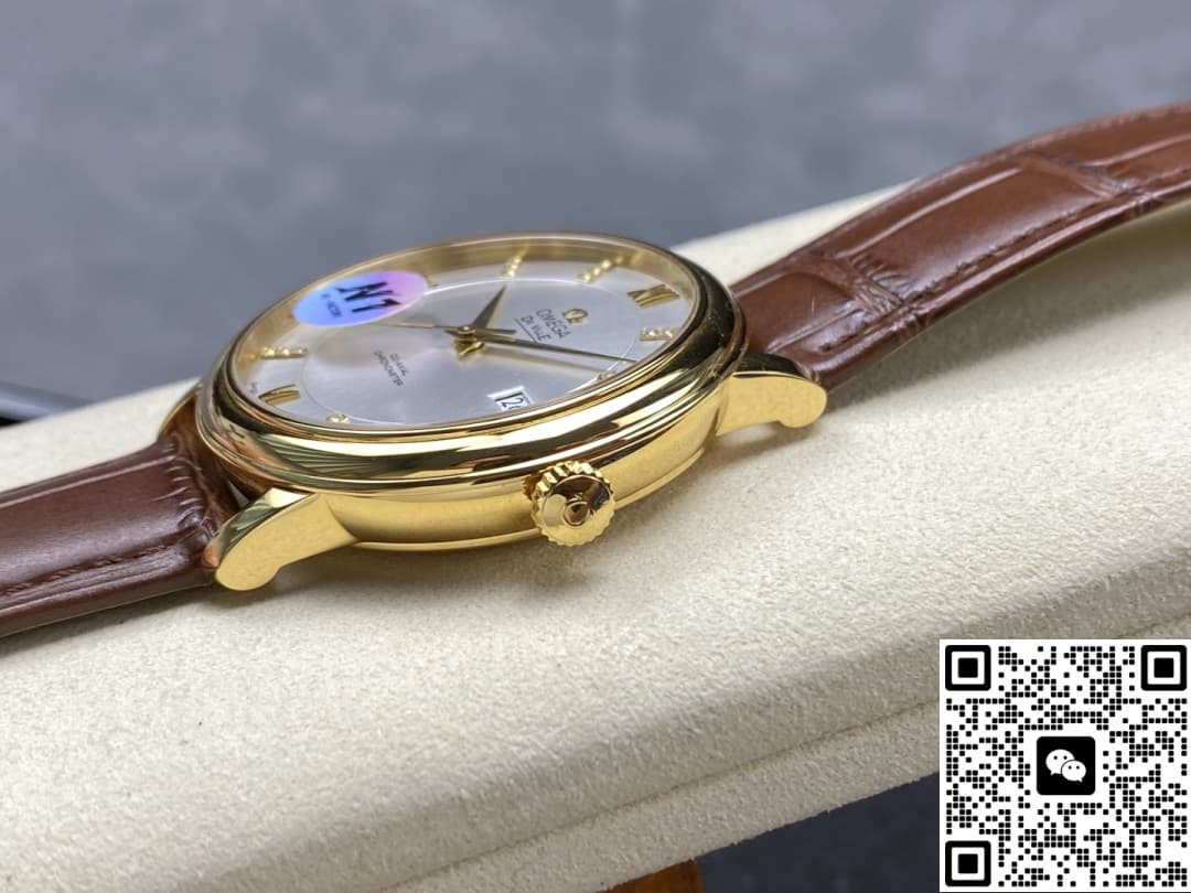 Omega De Ville 424.53.40.20.52.001 N1 factory hour markers with diamonds