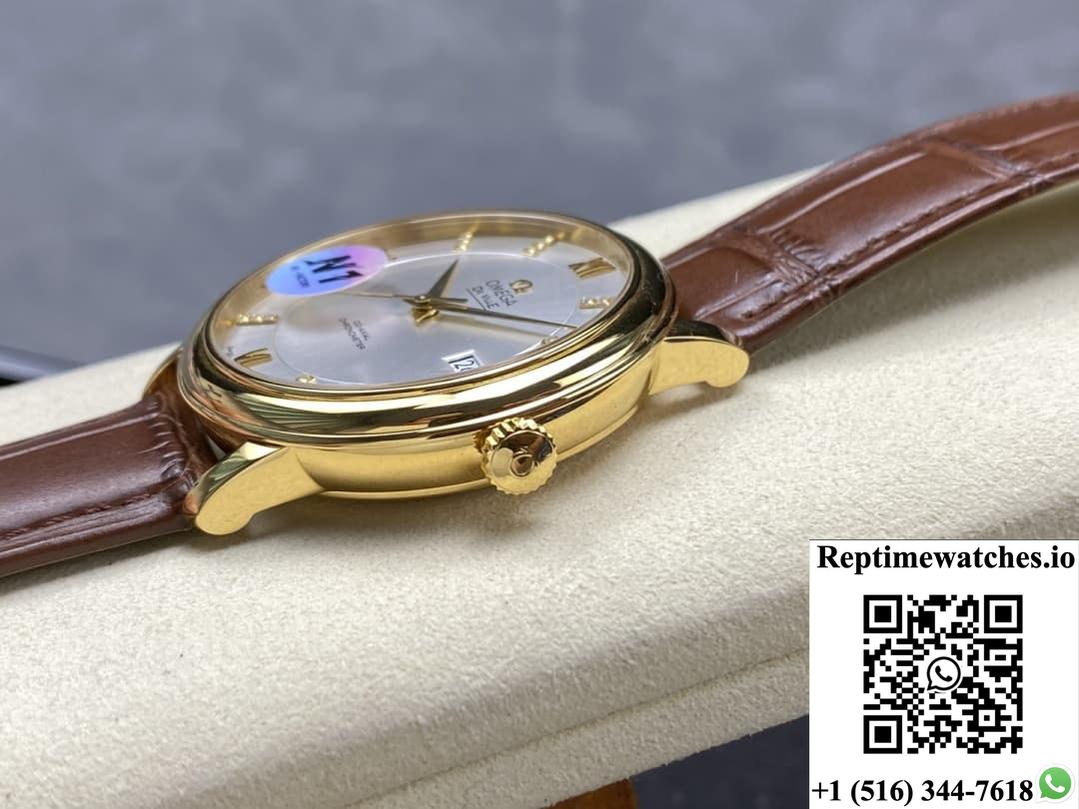 Omega De Ville 424.53.40.20.52.001 N1 factory hour markers with diamonds