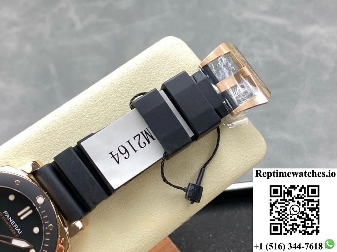 Panerai Submariner PAM02164 VS Factory Black Dial