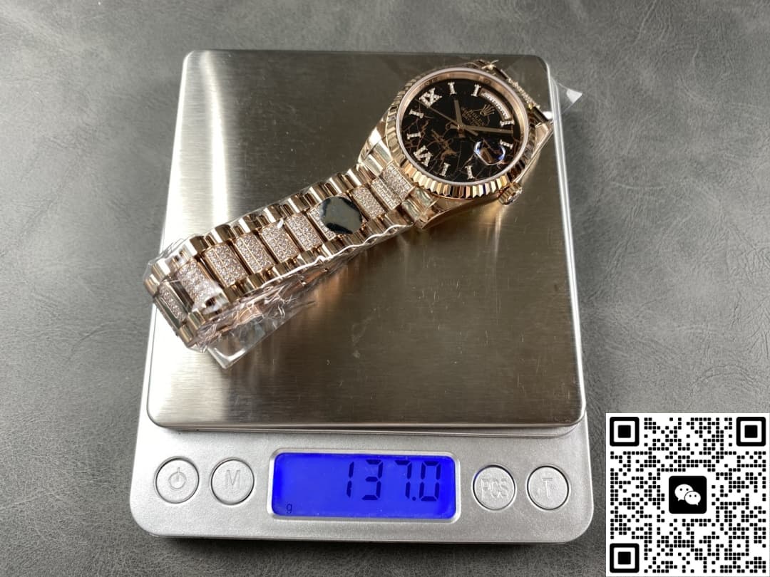 Rolex Day-Date M128235-0042 8+ Factory Date Display