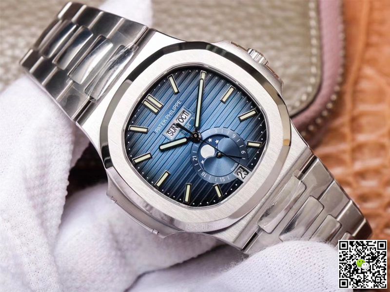 PF Factory Patek Philippe Nautilus 5726/1A-014 Moonphase Blue Gradient Black Dial