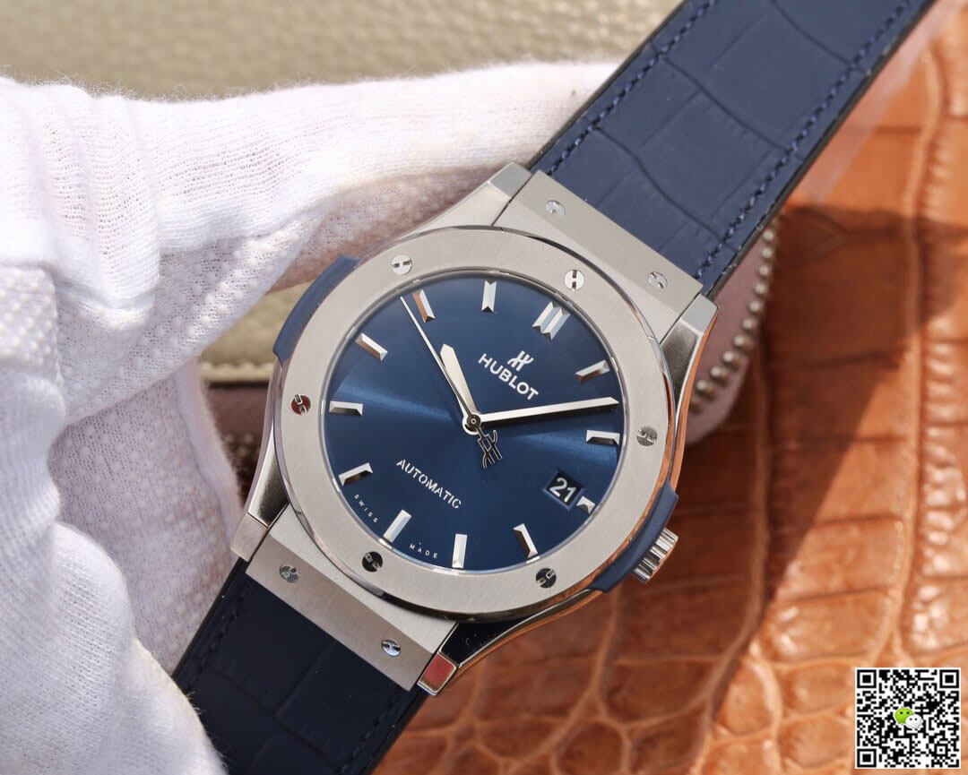Hublot Classic Fusion 511.NX.7170.LR WWF Factory Blue Dial
