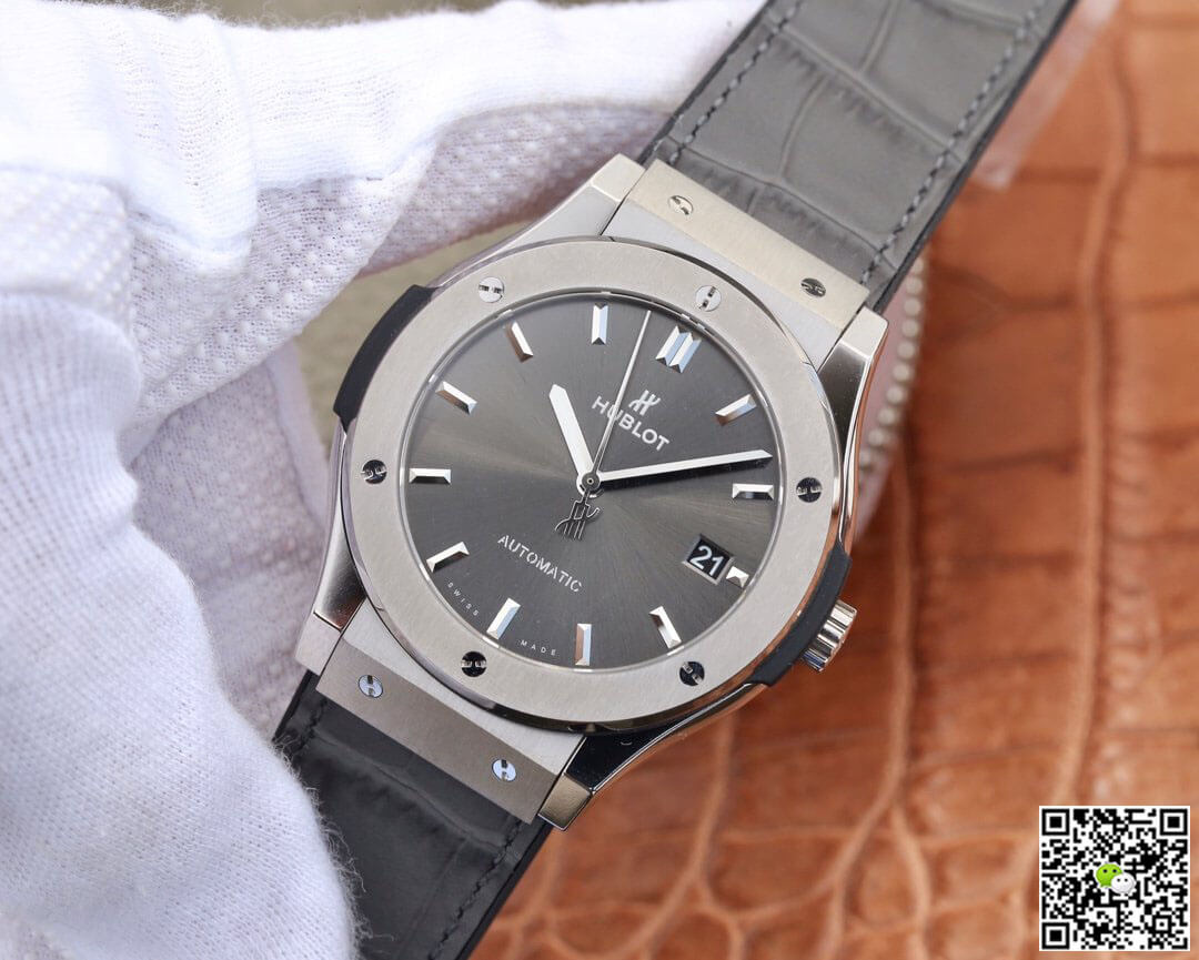 Hublot Classic Fusion 511.NX.7071.LR WWF Factory Dark Gray Dial