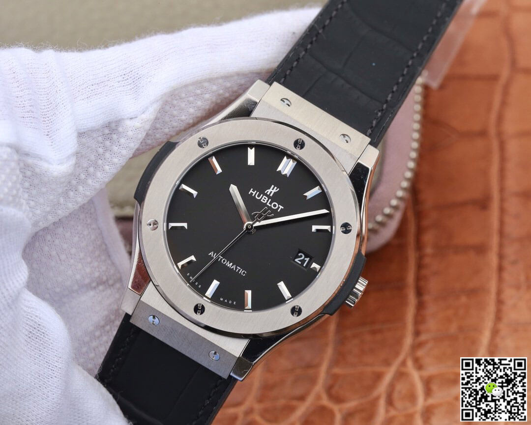 Hublot Classic Fusion 511.NX.1171.LR WWF Factory Black Dial