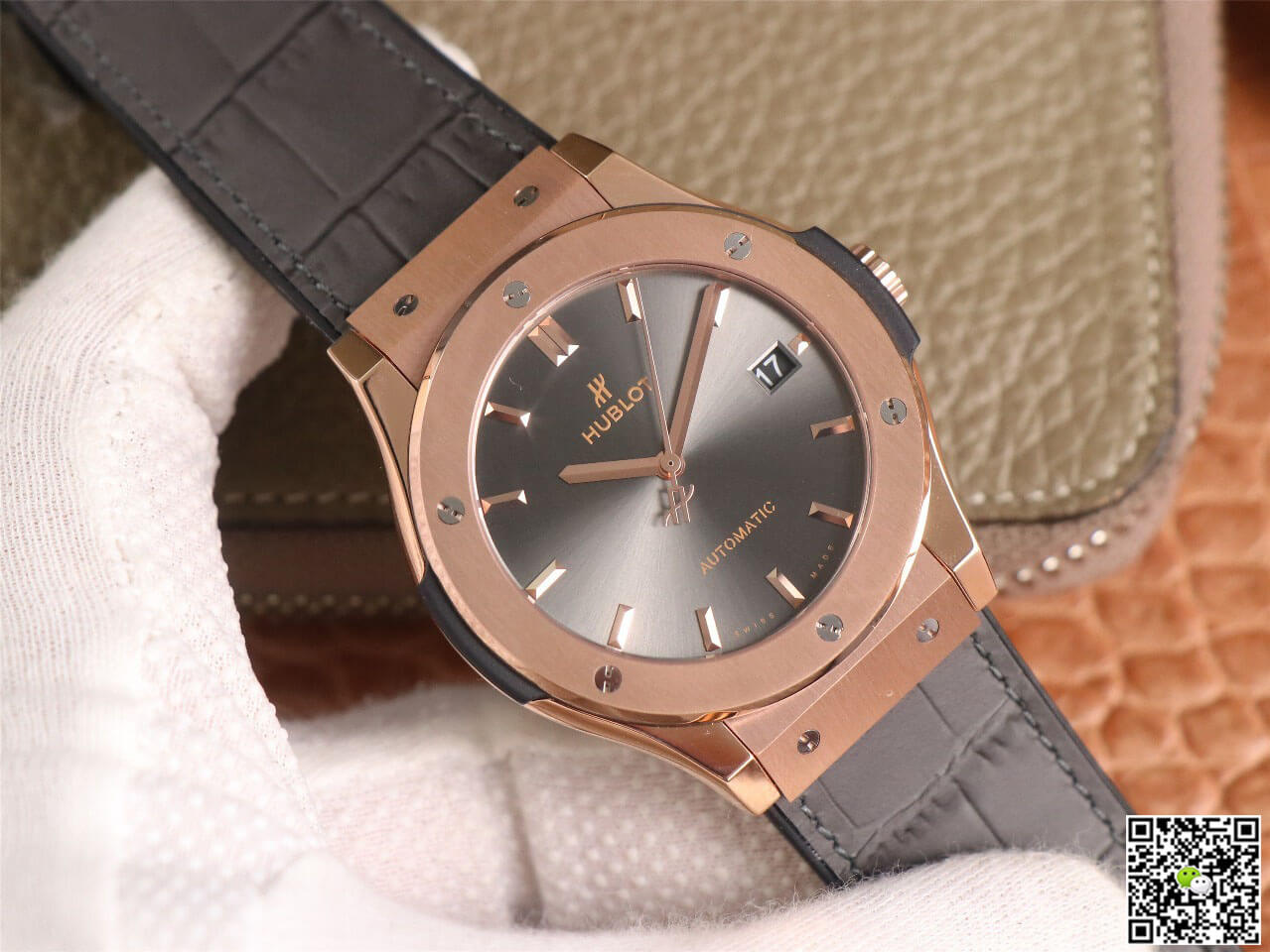 Hublot Classic Fusion 511.OX.7081.LR WWF Factory Rose Gold Dark Gray Dial