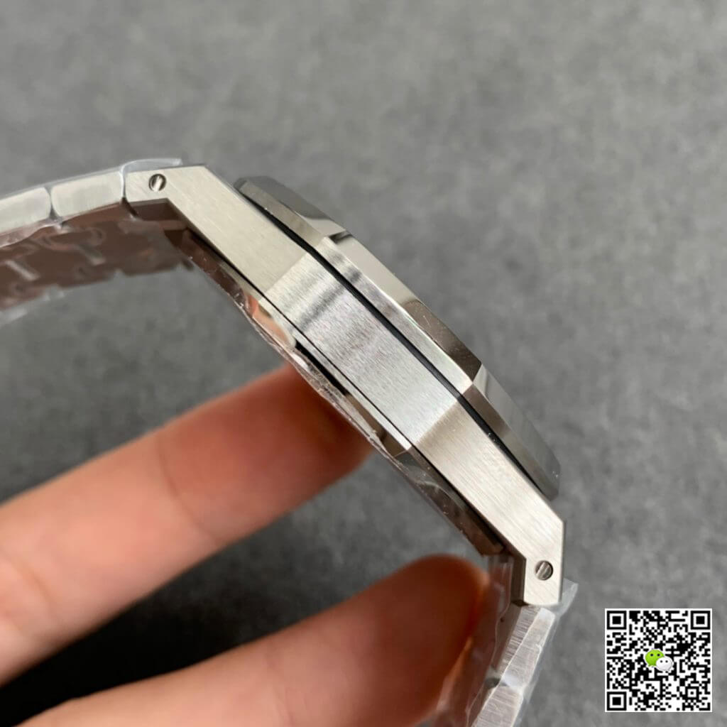 Audemars Piguet Royal Oak 15500ST.OO.1220ST.03 ZF Factory Black Dial
