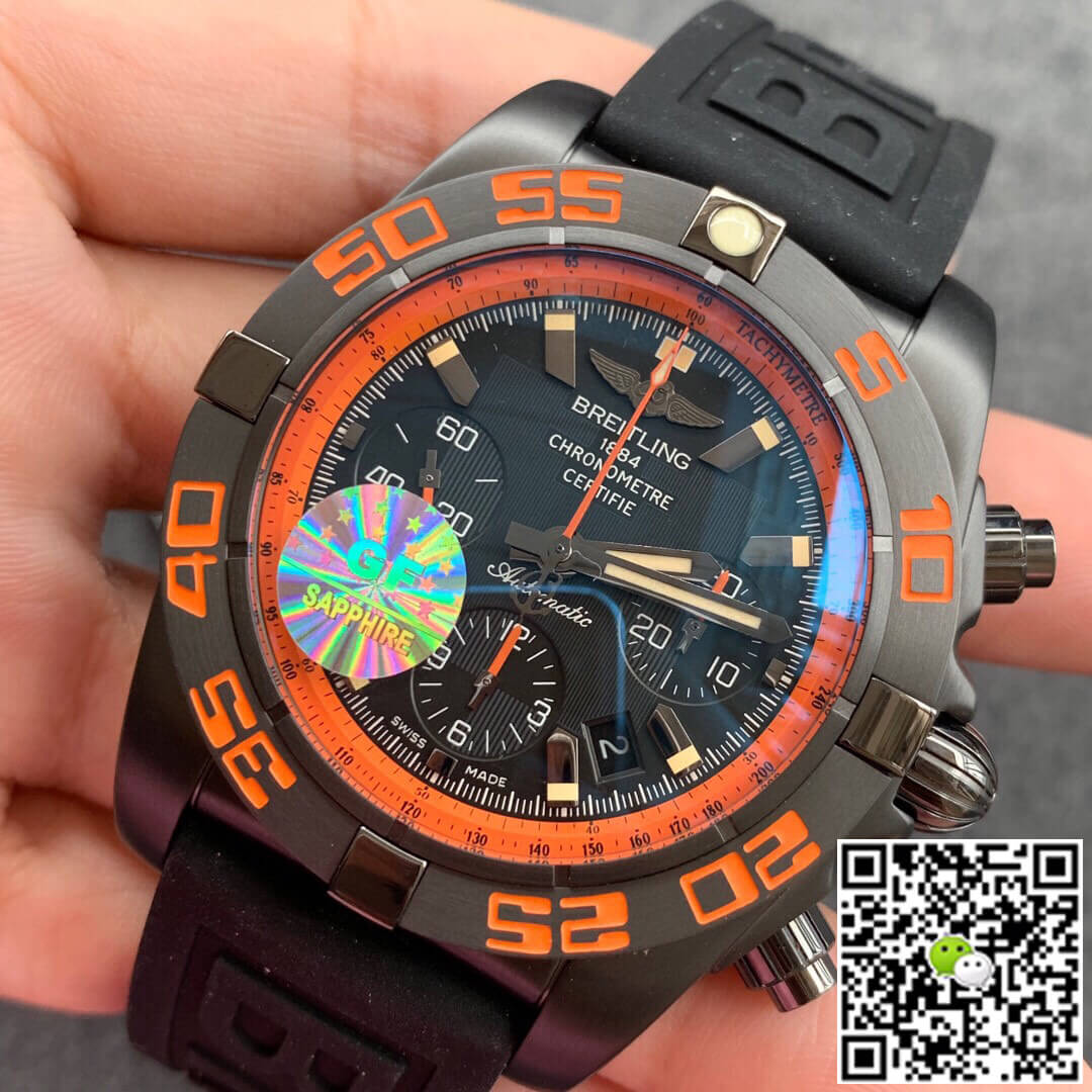 Breitling Chronomat B01 MB0111C2.BD07.153S.M20D.2 GF Factory Black Dial