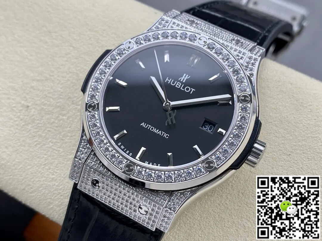 Hublot Classic Fusion 542.NX.1171.LR.1704 42MM HB Factory Diamond Black Dial