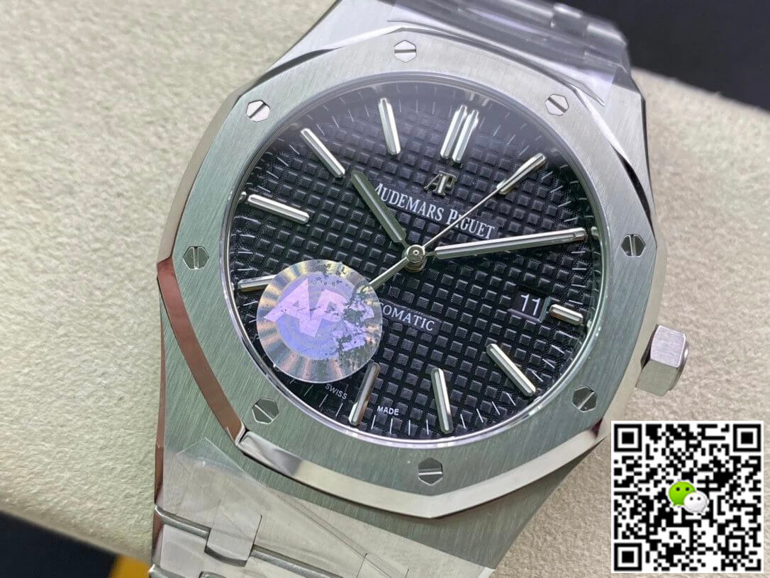 Audemars Piguet Royal Oak 15400ST.OO.1220ST.01 APS Factory Black Dial