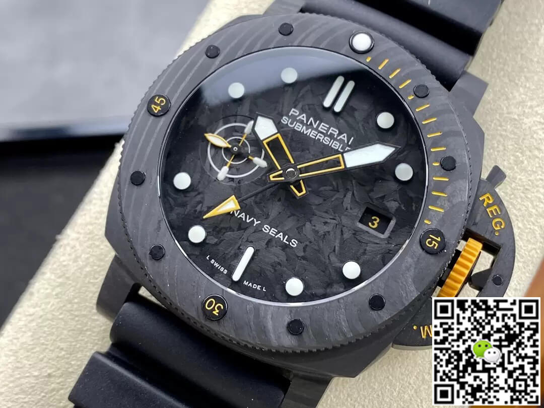 Panerai Submersible PAM1324 VS Factory Carbon Fiber Dial