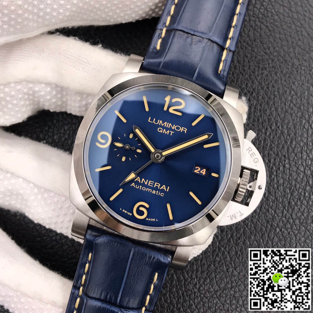 Panerai Luminor GMT PAM01033 VS Factory Dark Blue Dial