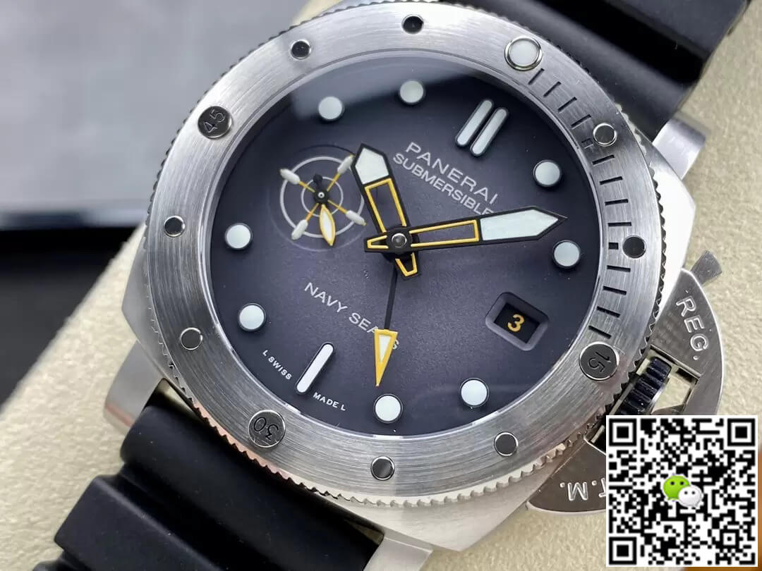 Panerai Submersible PAM1323 VS Factory Gray Dial