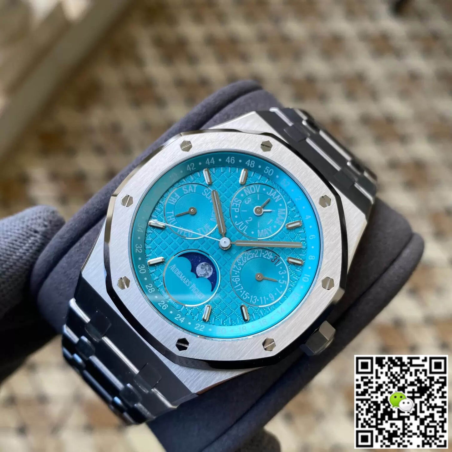 Audemars Piguet Royal Oak 26613ST.OO.1220ST.01 APS Factory Cyan Blue Dial
