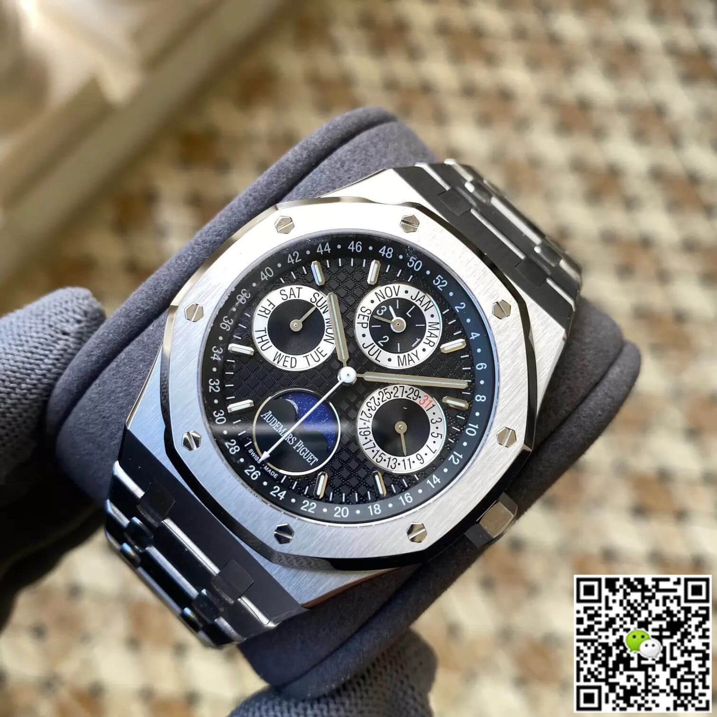 Audemars Piguet Royal Oak 26597PT.OO.1220PT.01 APS Factory Black Dial
