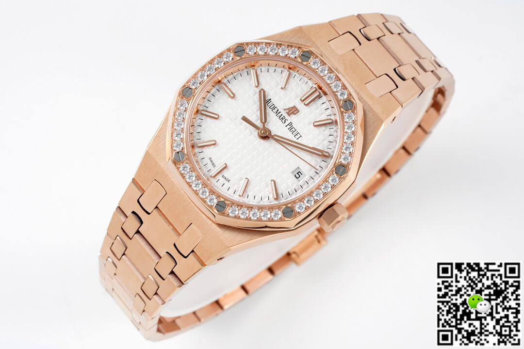 Audemars Piguet Royal Oak 77351OR.ZZ.1261OR.01 8F Factory Silver Dial