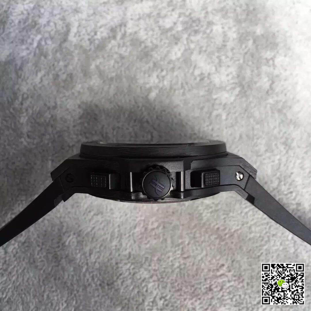 Hublot Big Bang Carbon 301.QX.1724.RX V6 Factory Black Dial