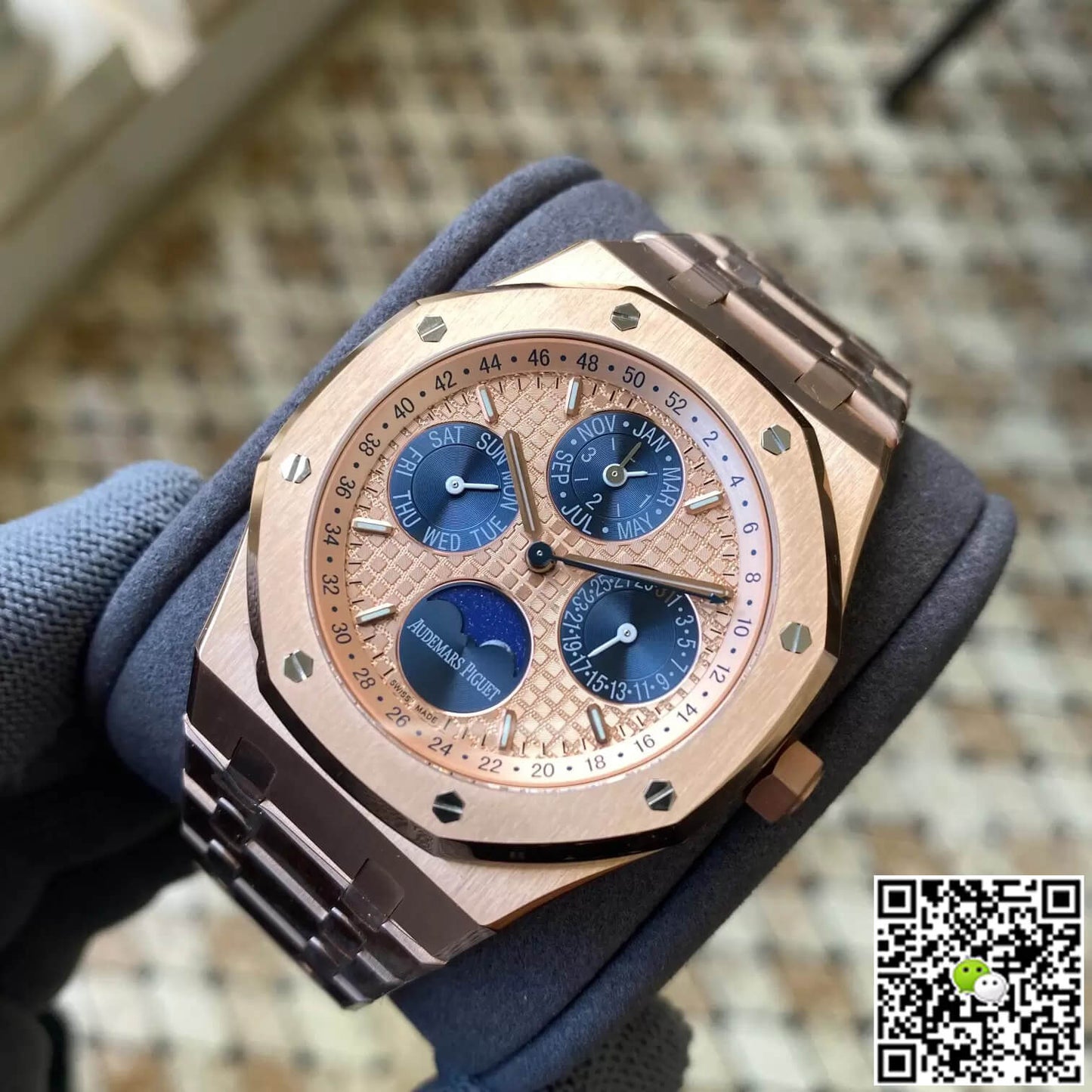 Audemars Piguet Royal Oak 26584OR.OO.1220OR.01 APS Factory Gold Dial