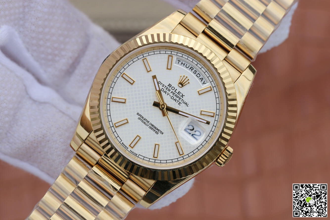 Rolex Day-Date M228238-0008 EW Factory Silver Dial