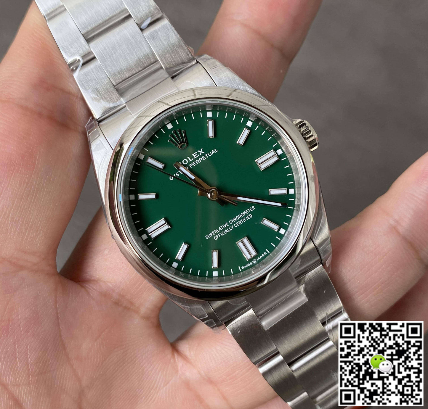 Rolex Oyster Perpetual M126000-0005 36MM VS Factory Green Dial