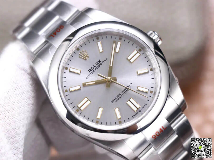 Rolex Oyster Perpetual M124300-0001 41MM EW Factory Silver Dial