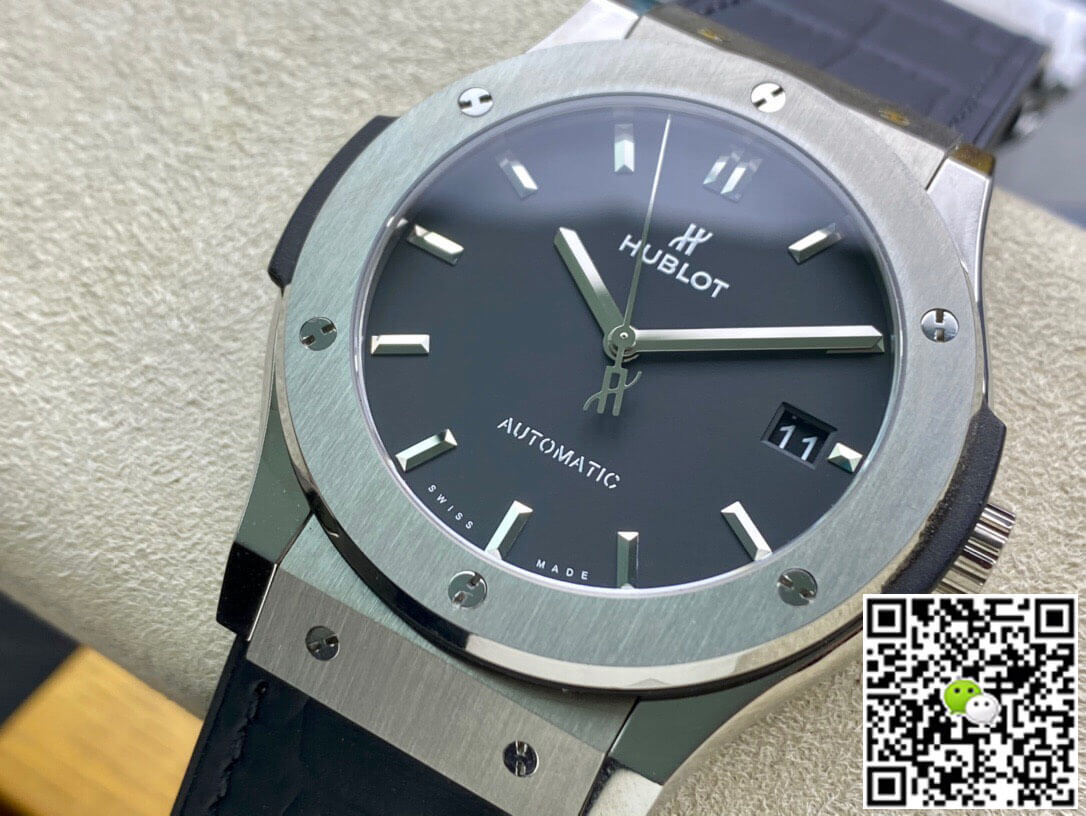 Hublot Classic Fusion 511.NX.1171.LR 42MM WWF Factory Black Strap