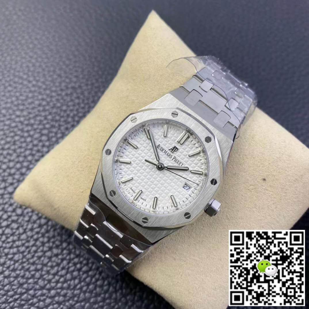 Audemars Piguet Royal Oak 77350ST.OO.1261ST.01 8F Factory Silver Dial