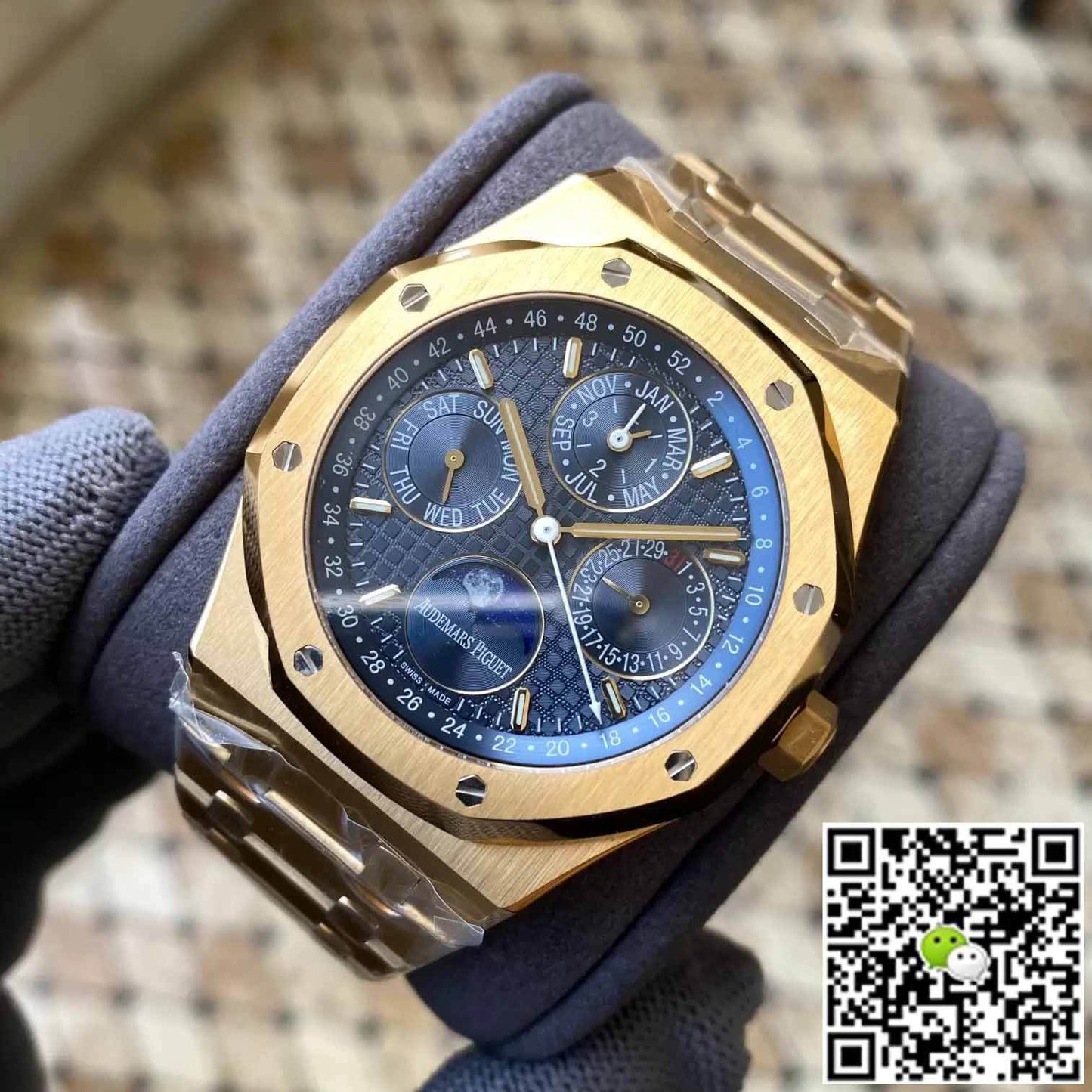 Audemars Piguet Royal Oak 26574BA.OO.1220BA.01 APS Factory Yellow Gold