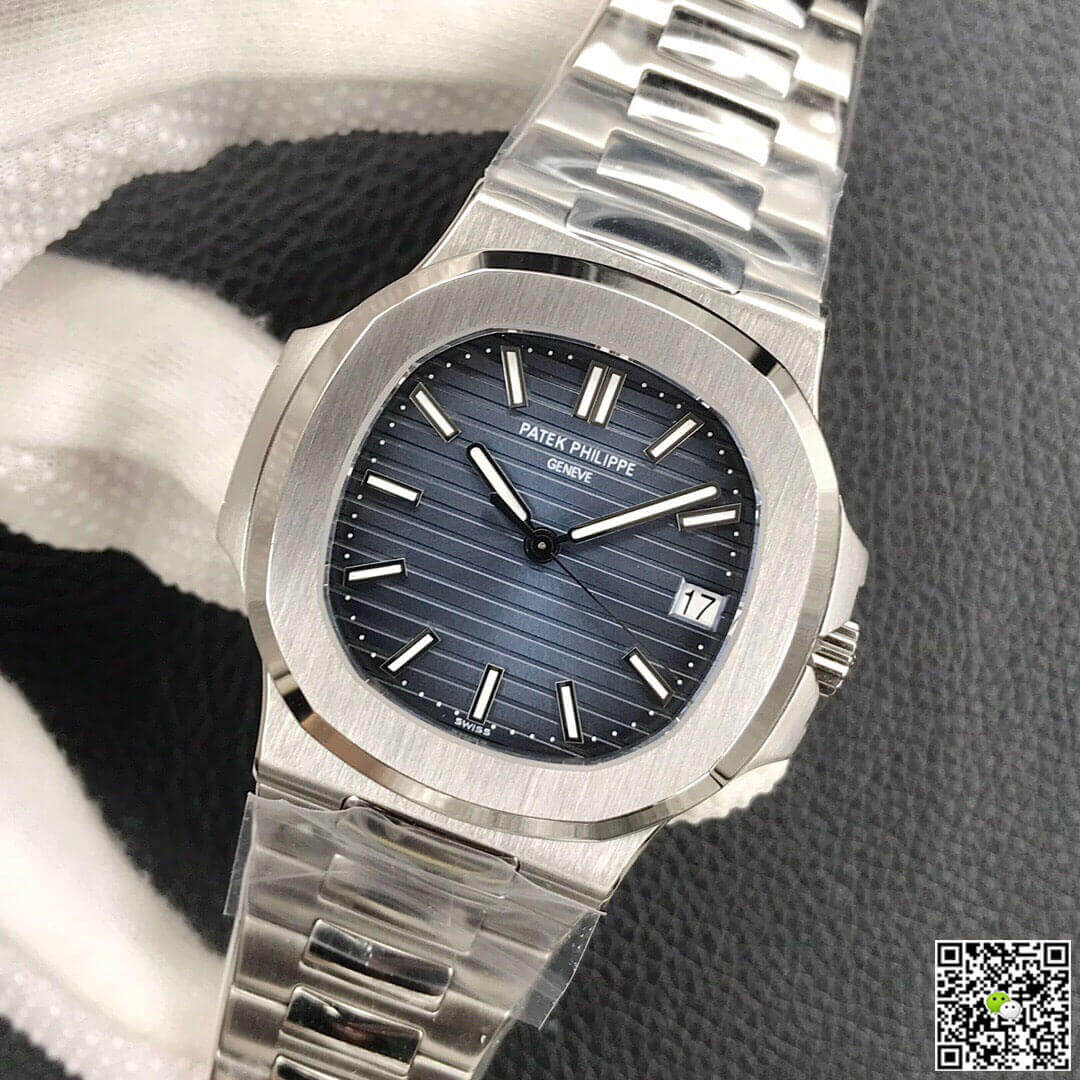 Patek Philippe Nautilus 5711/1A 010 3K Factory Blue Dial