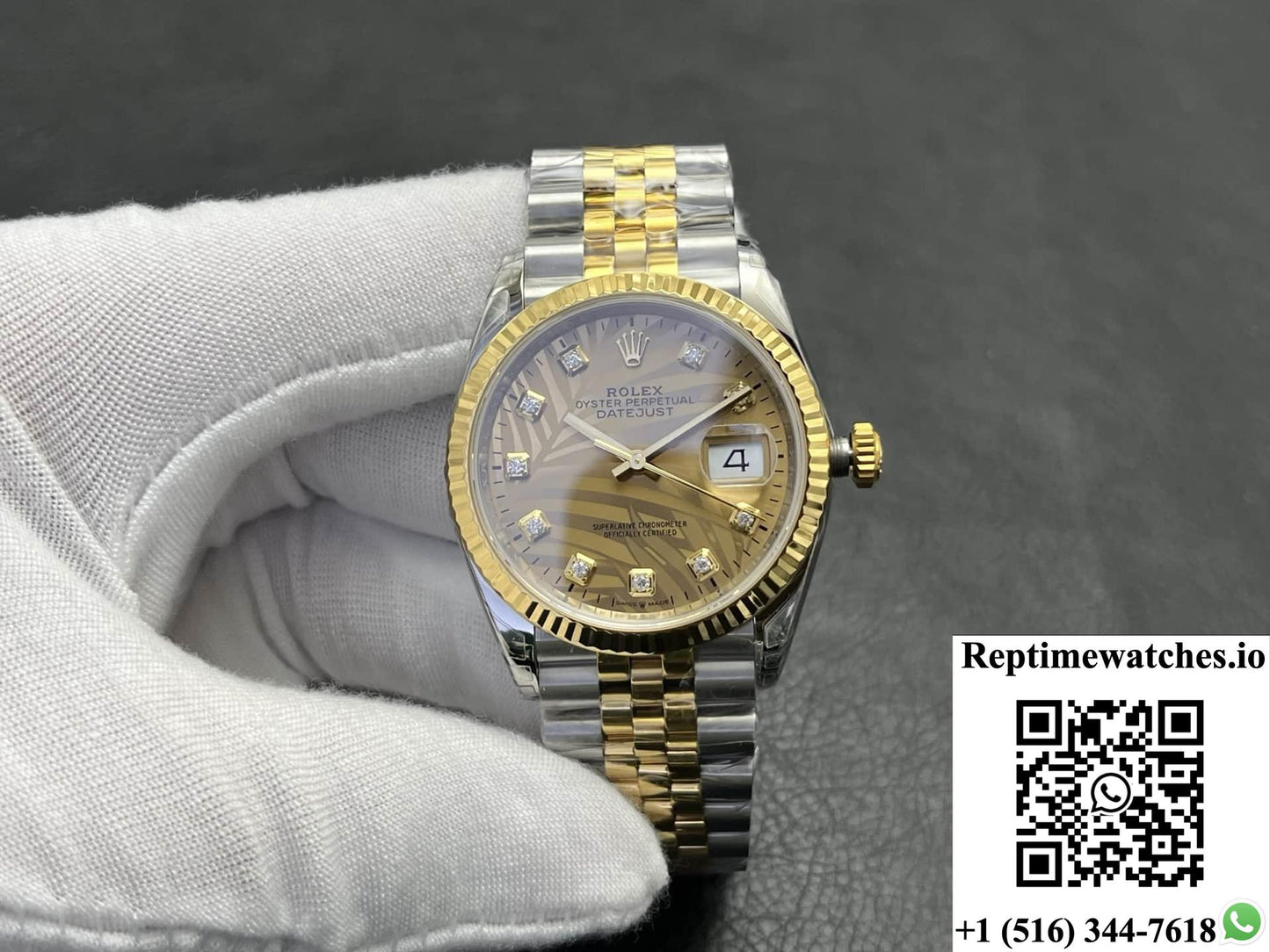 Rolex Datejust M126233-0043 VS Factory Date Display
