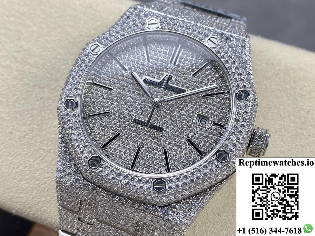 Audemars Piguet Royal Oak 15400ST.012 AMG Factory Stick Hour Markers